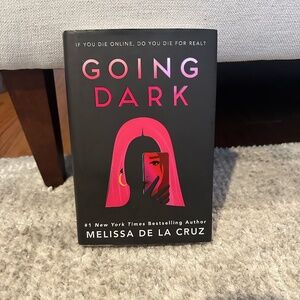 Going Dark by Melissa de la Cruz